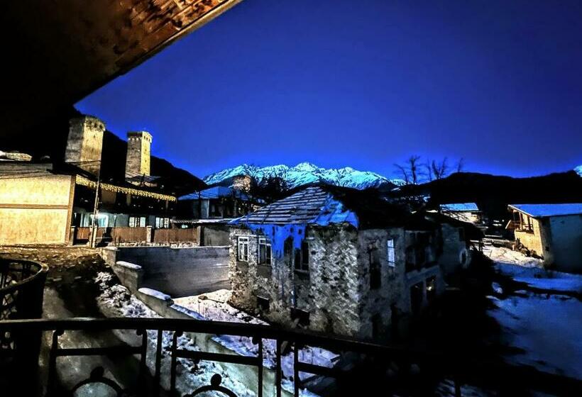 اتاق استاندارد با بالکن, Eden