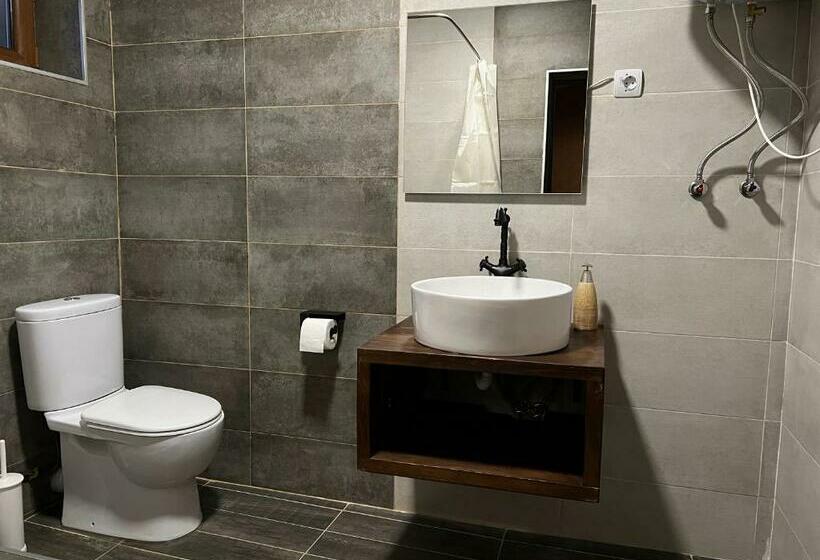 اتاق لوکس, Eden