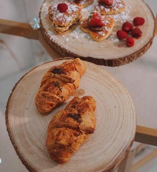 חדר סטנדרט עם מיטת קינג, Sisina Luxury Room Jacuzzi & Piscina