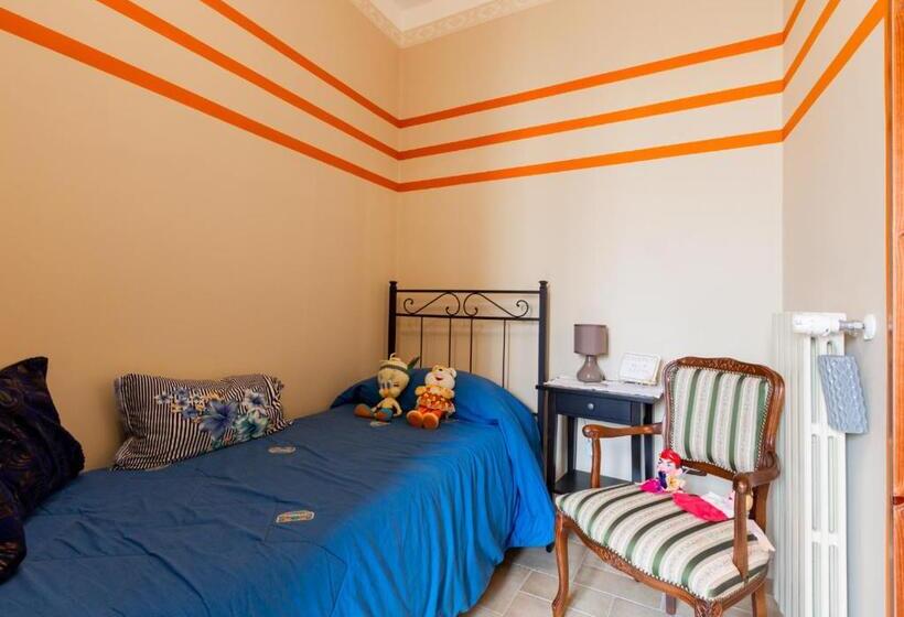 חדר סטנדרט לשלושה, B&b La Botte   Taurasi