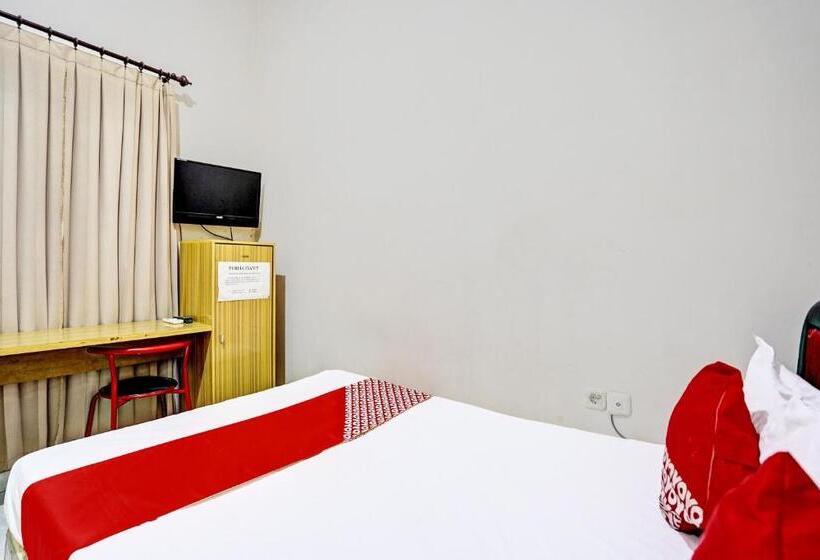 デラックスルーム, Oyo 92190 Arya Guest House