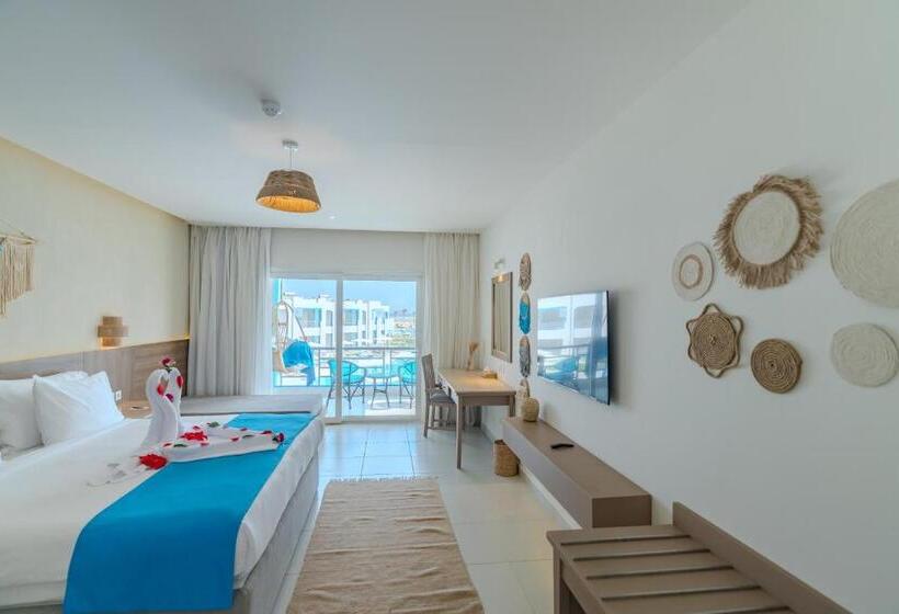 اتاق لوکس, Casa Blue Resort