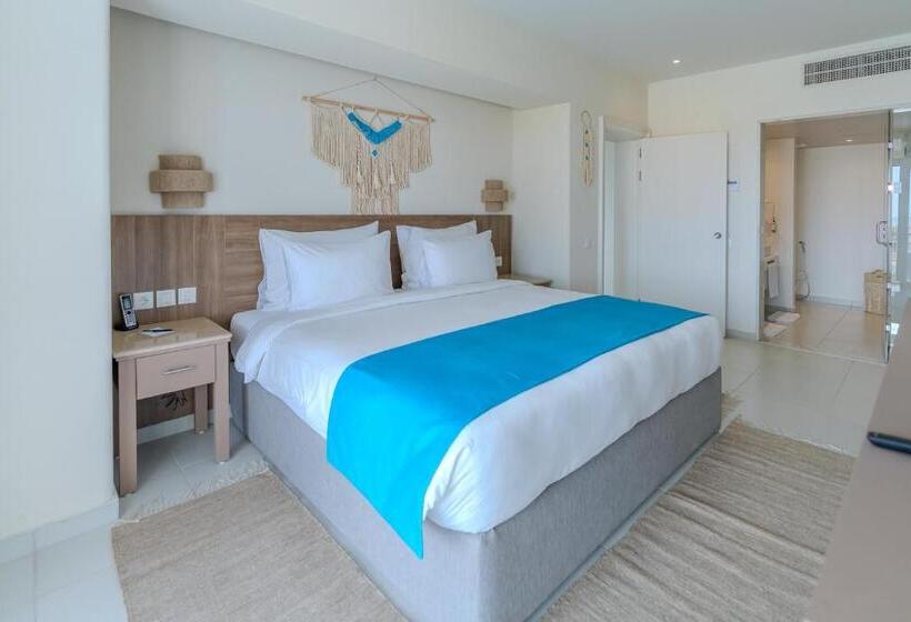 سوئیت با چشم‌انداز, Casa Blue Resort