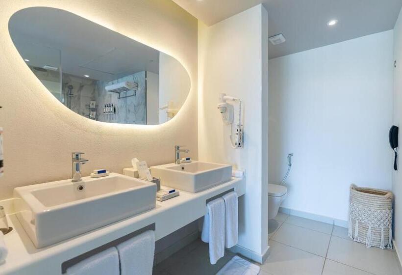 سوئیت با چشم‌انداز, Casa Blue Resort