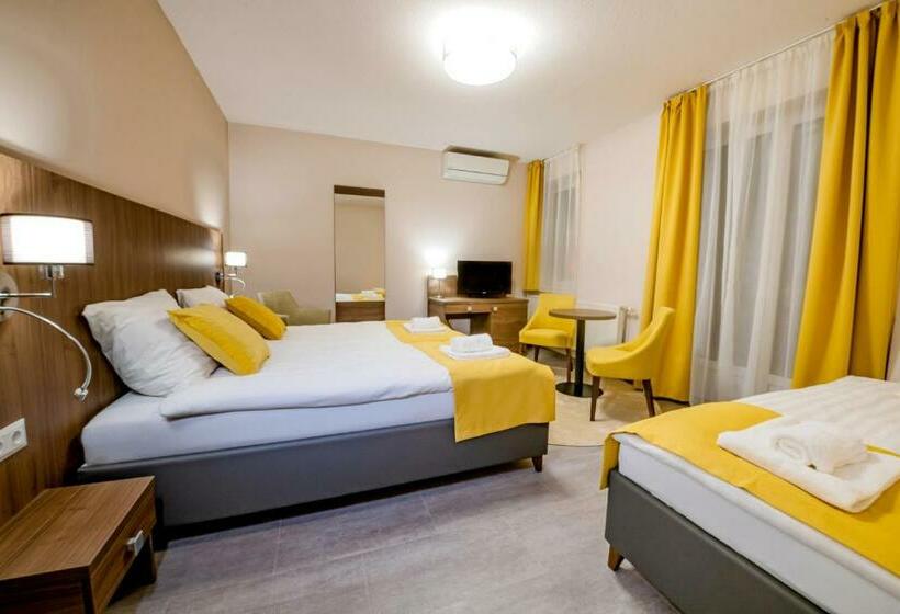 디럭스 패밀리 룸, Fürdő Hotel Zalakaros