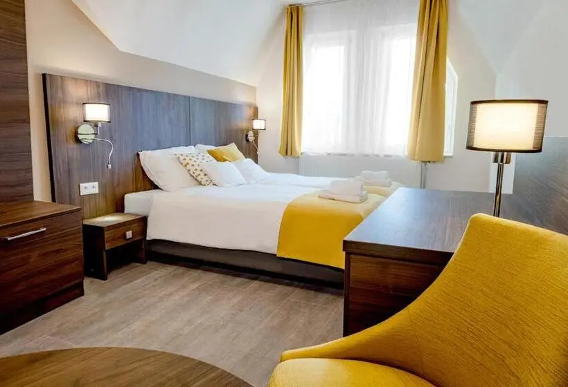 スーペリアシングルルーム, Fürdő Hotel Zalakaros