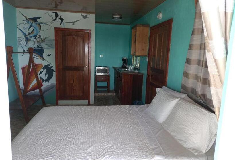 スタンダードスタジオ, Hospedaje Rosa Del Mar & Sweets Cafe