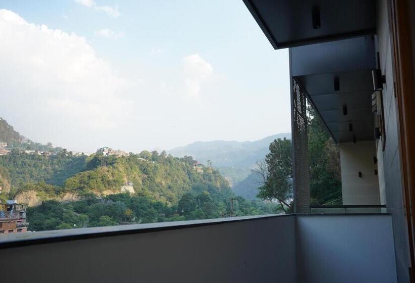 산 전망 스위트, Jannat