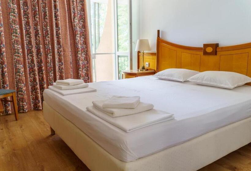 스탠다드 룸 가든 전망, Navi