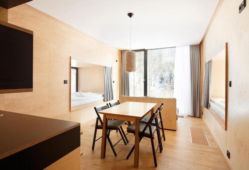 Апартаменты 1 Спальня с Террасой, Apartamenty Szuflandia Z Sauną, Jacuzzi, Przy Stoku Narciarskim