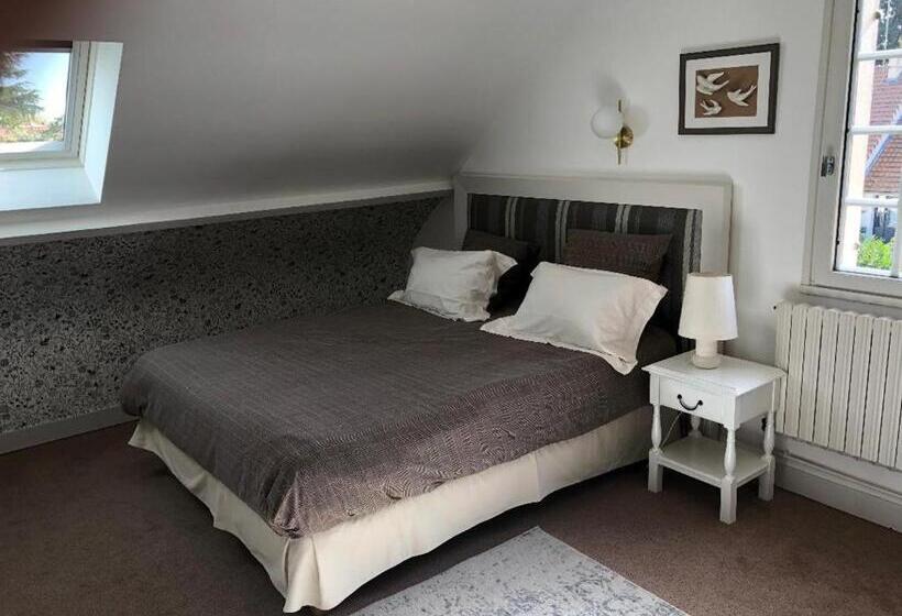 غرفة عائلية, Le Clos Fleuri   Chambres D Hôtes