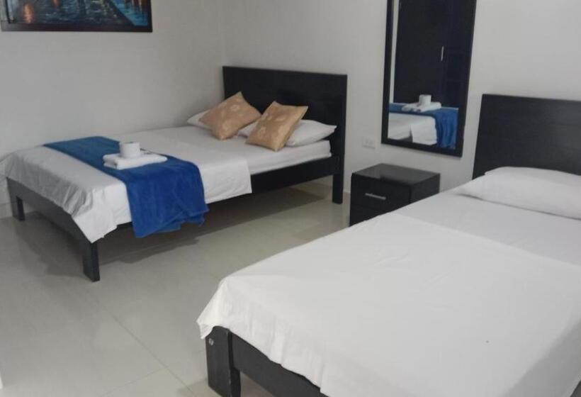 ベーシックトリプルルーム, Luz Mery