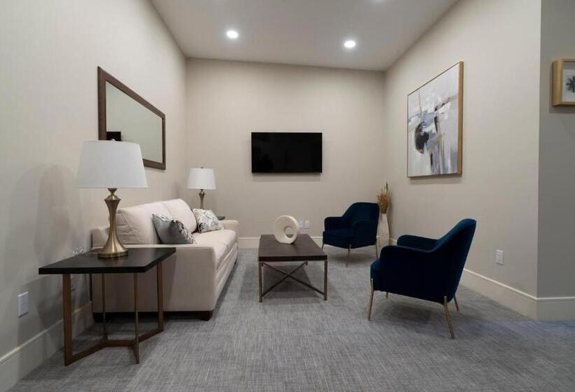 דירת פנטהאוז 1 חדרי שינה, The Orange Inn Boutique