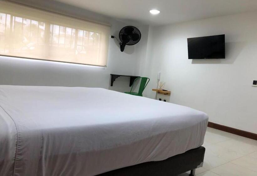 Номер Стандарт Трехместный, Agata Boutique Pinares Pereira