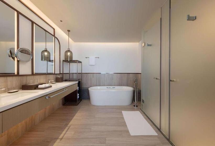 سوییت خانوادگی, Hyatt Regency Sanya Tianli Bay