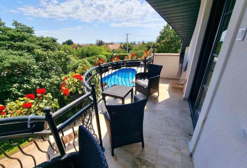 패밀리 룸, Füge Villa Luxury & Wellness