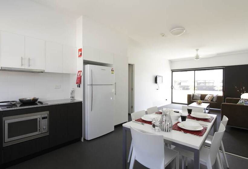 דירת 4 חדרים, Western Sydney University Village  Parramatta Campus