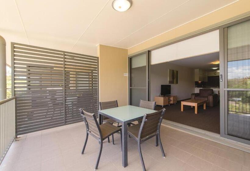 Апартаменты 2 Спальни с Бассейном, Beaches On Lammermoor Apartments