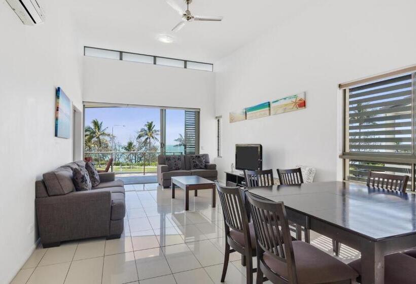 Апартаменты 2 Спальни Вид на Море, Beaches On Lammermoor Apartments