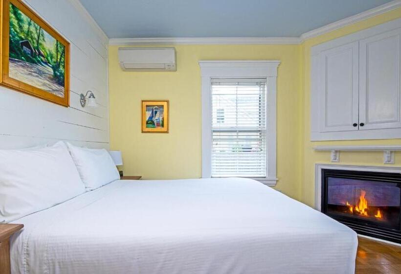 스탠다드 룸, Admiral S Landing