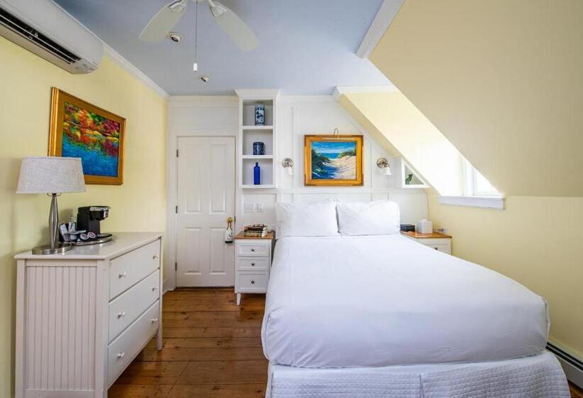 스탠다드 자쿠지 룸, Admiral S Landing