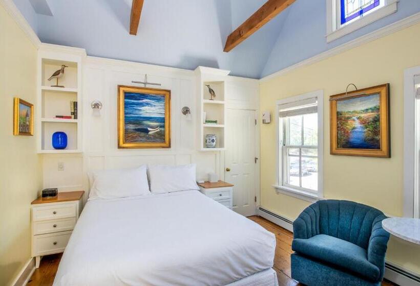 Quarto Deluxe, Admiral S Landing