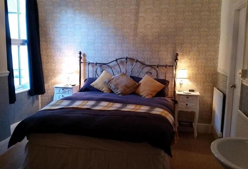 スタンダードルーム, Brooklands Guest House