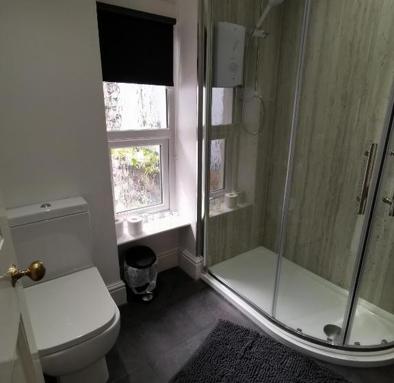 スタンダードルーム, Brooklands Guest House