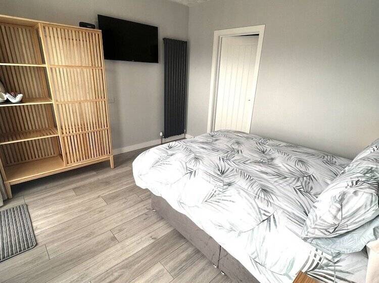 غرفة قياسية, Rest A While