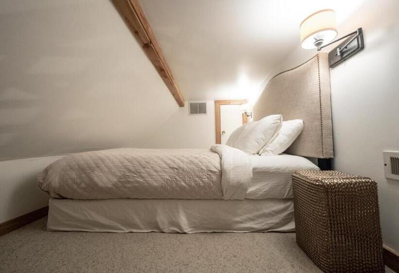 اتاق سوپریور با تخت دو نفره بزرگ, Stone Soup Inn