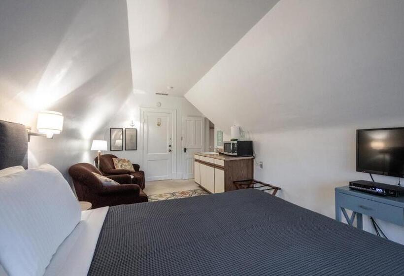 اتاق لوکس با تخت دو نفره بزرگ, Stone Soup Inn