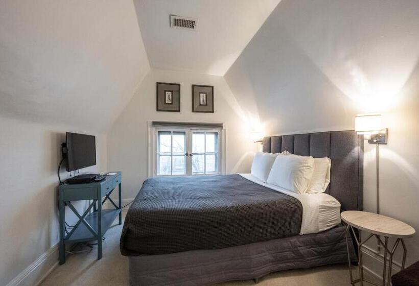 اتاق لوکس با تخت دو نفره بزرگ, Stone Soup Inn