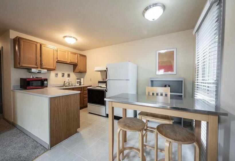 اتاق لوکس, Stone Soup Inn