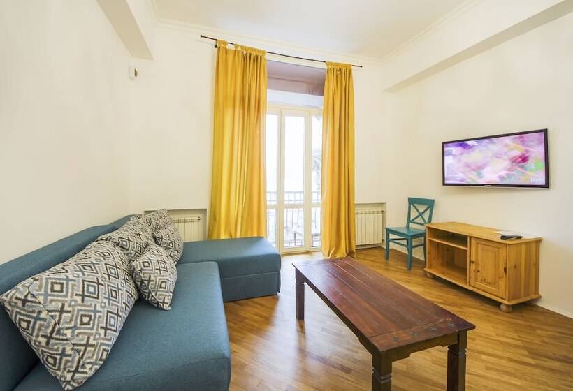 2 Szobás Apartman, Central Dayflat Apartments