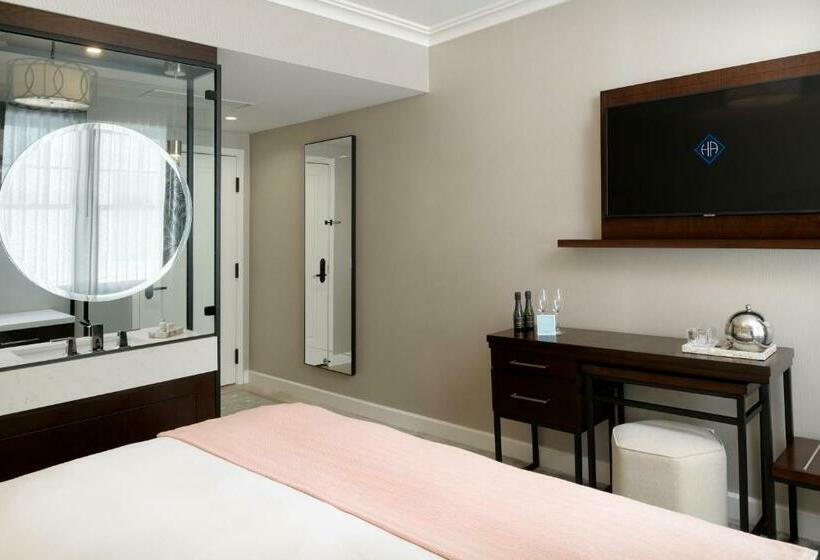 غرفة قياسية سرير كينج, Atwater