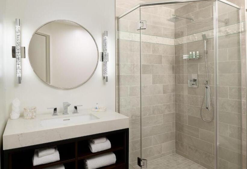 غرفة قياسية سرير كينج, Atwater