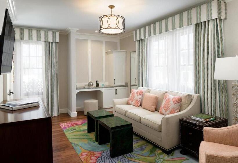 جناح لذوى الاحتياجات الخاصة, Atwater