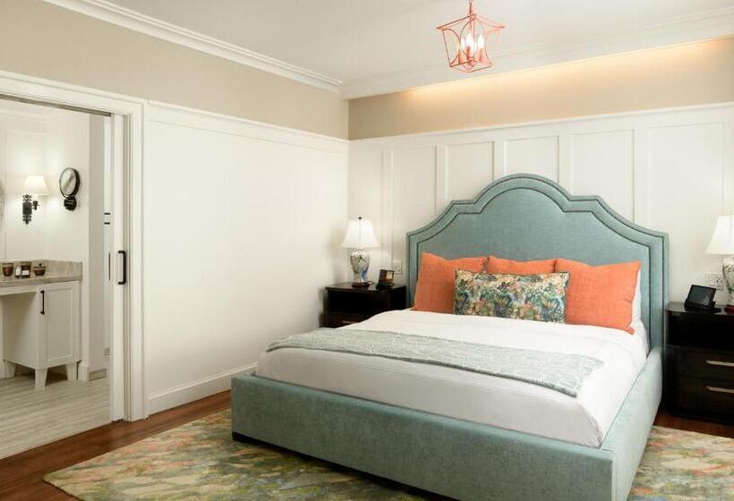 جناح لذوى الاحتياجات الخاصة, Atwater