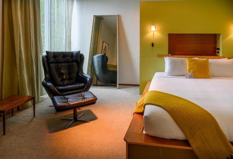 스탠다드 룸 킹사이즈 침대, Ohtel Wellington