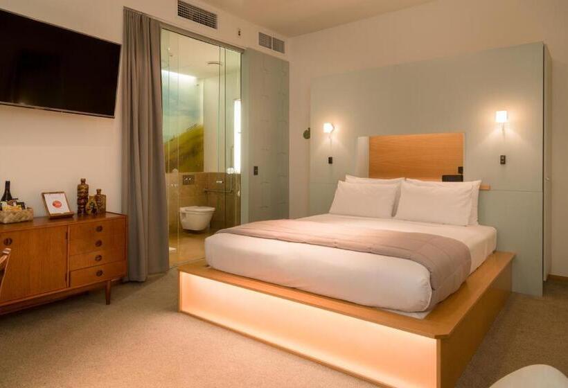 스탠다드 스튜디오 킹침대, Ohtel Wellington