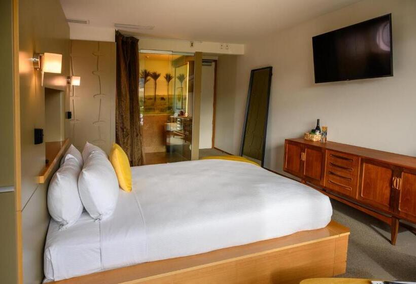 디럭스 룸 킹사이즈 침대, Ohtel Wellington