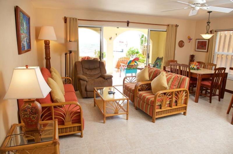 اتاق استاندارد, The Palms Oceanfront Suites