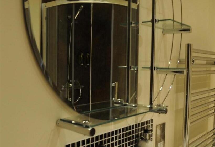 标准间, The Walnut Tree Inn