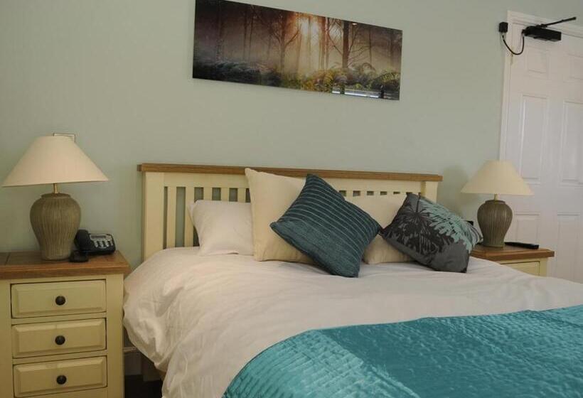 标准间, The Walnut Tree Inn