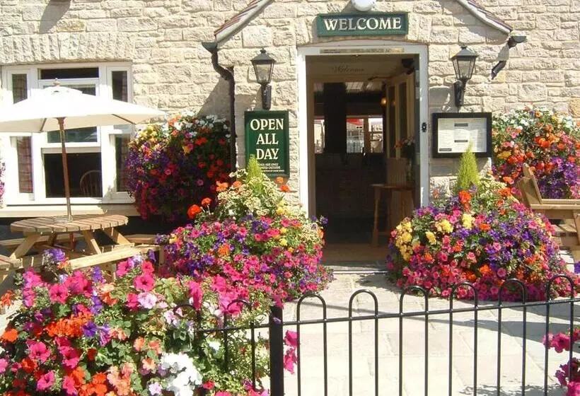 スタンダードルーム, The Walnut Tree Inn
