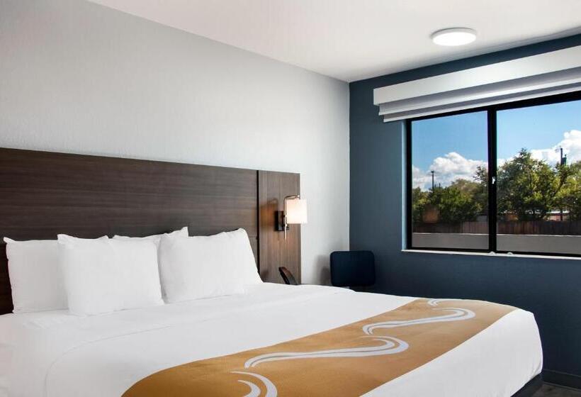 Номер Стандарт Кровать Кинг Адаптированный для Инвалидов, Quality Inn Santa Fe New Mexico