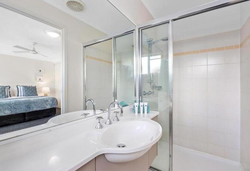 带阳台两卧公寓, Noosa Outrigger Beach Resort