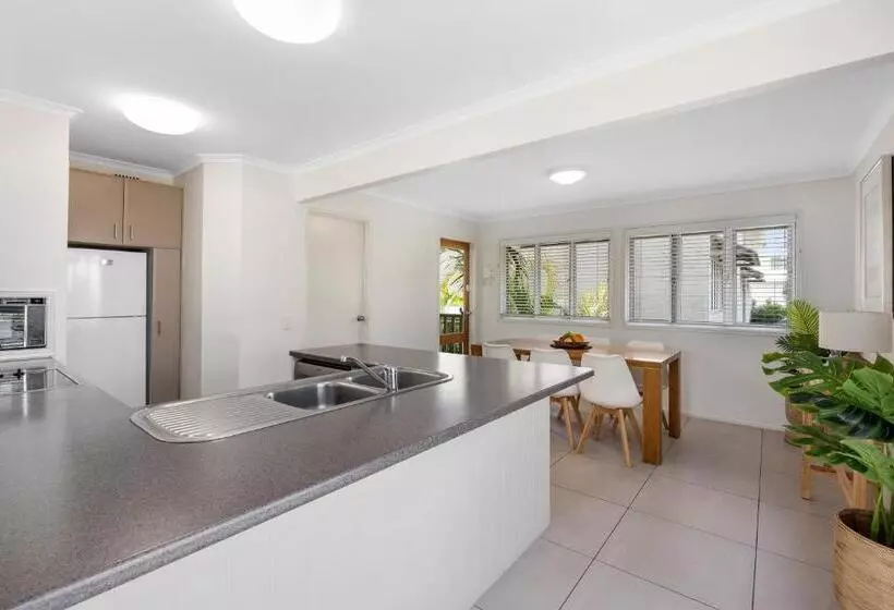 バルコニー付２ベッドルームアパートメント, Noosa Outrigger Beach Resort