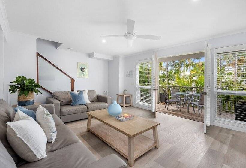 三卧行政公寓, Noosa Outrigger Beach Resort