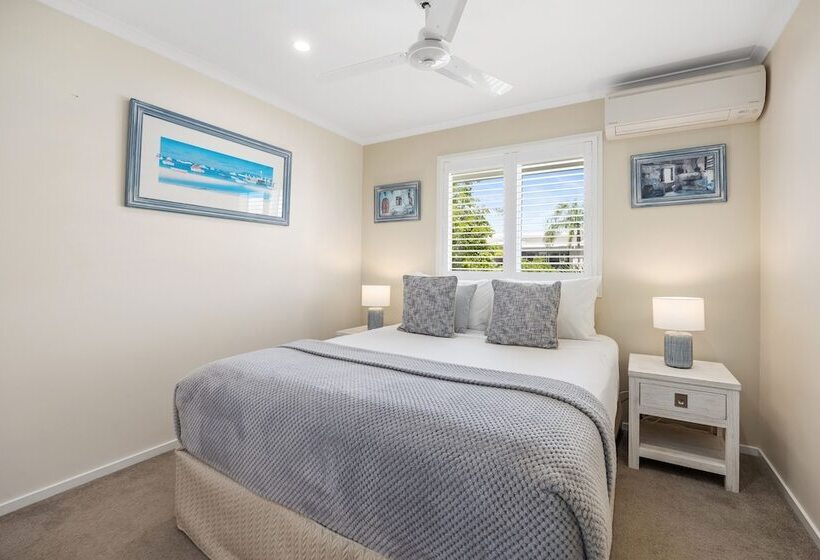 两卧行政公寓, Noosa Outrigger Beach Resort